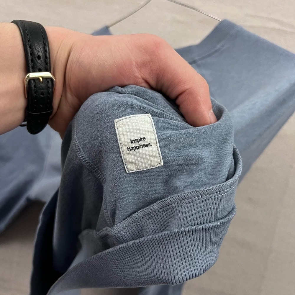 Vuori Halo Crewneck Sweatshirt M Blue Gray Raglan Sleeve Relaxed Fit Loungewear - Picture 4 of 7